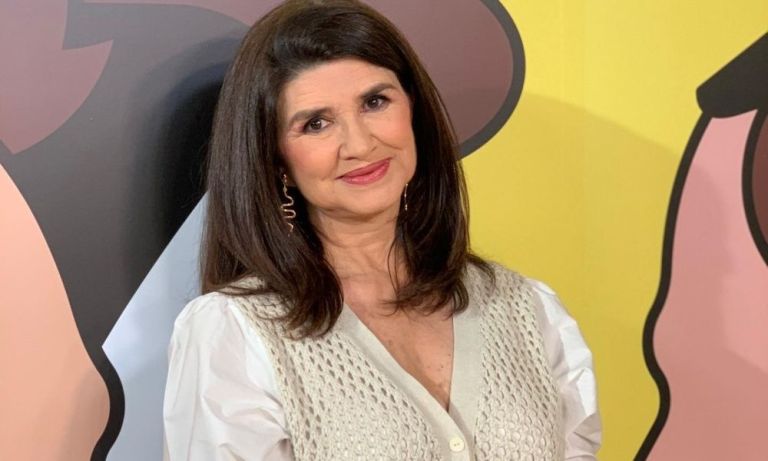Άννα Κουρή: «Στα 14 μου είχα κάνει επέμβαση στα αυτιά μου, ακόμη είναι πεταχτά» [vid]