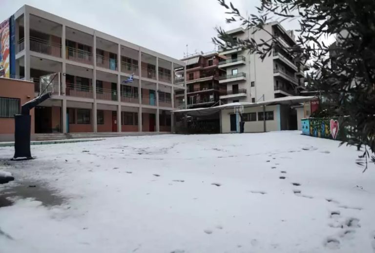 Cyclone Barbara: Schools in Attica closed on Monday and Tuesday