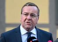 Γερμανός υπ. Άμυνας: Να κρίνουμε την Κίνα από τις πράξεις και όχι από τα λόγια της