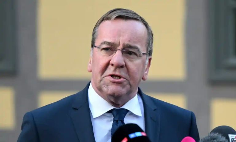 Γερμανός υπ. Άμυνας: Να κρίνουμε την Κίνα από τις πράξεις και όχι από τα λόγια της