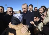 Τουρκία: Ο Ερντογάν μπορεί να κερδίσει τις εκλογές ακόμα και μετά τον σεισμό