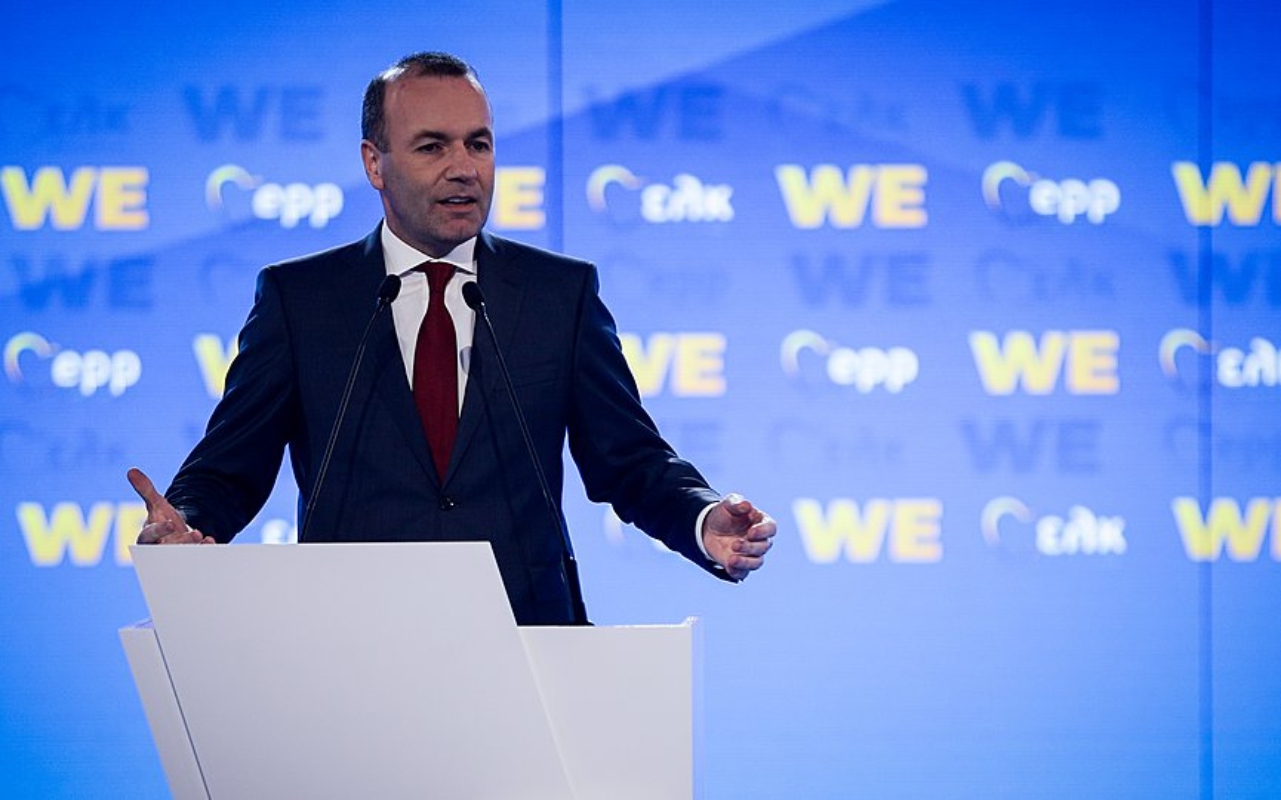 Βέμπερ: Ο Πούτιν θέλει να καταστρέψει τον ευρωπαϊκό τρόπο ζωής
