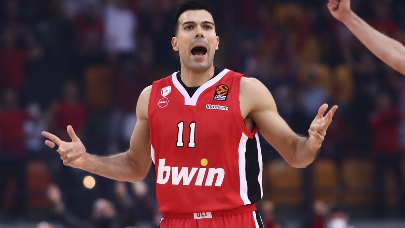 Τι γίνεται με τον Κώστα Σλούκα…