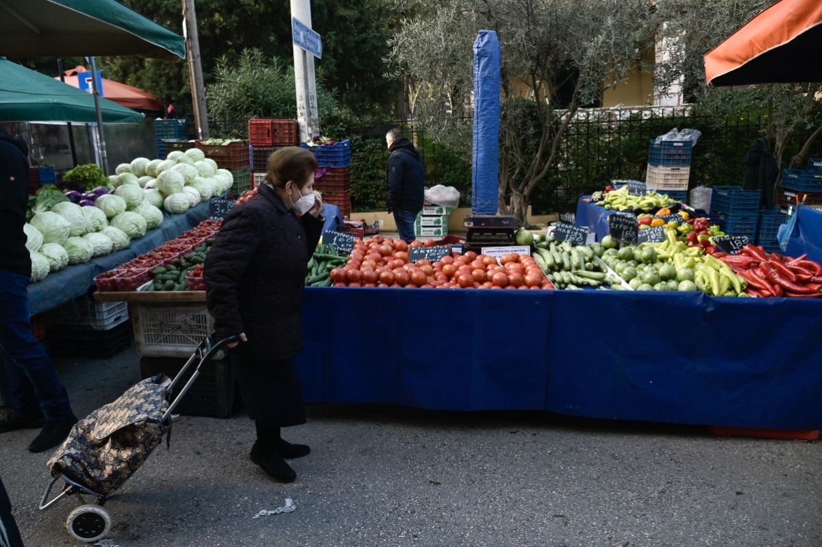 Κακοκαιρία «Μπάρμπαρα»: Κλειστές οι λαϊκές αγορές σε όλους τους δήμους της Αττικής αύριο