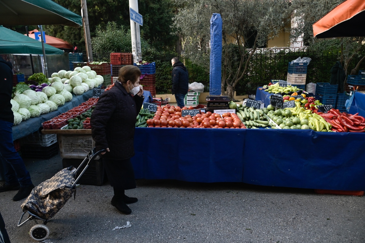 Κακοκαιρία «Μπάρμπαρα»: Κλειστές οι λαϊκές αγορές σε όλους τους δήμους της Αττικής αύριο