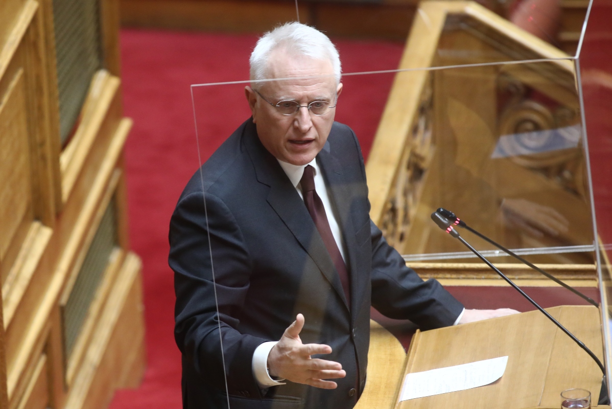 Ραγκούσης: Η ΝΔ καλύπτει την κ. Νικολάου