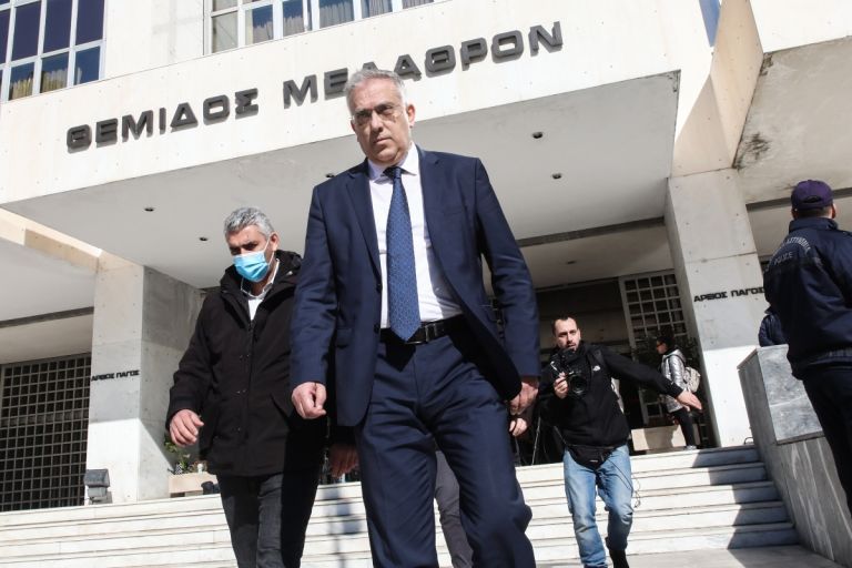 Θεοδωρικάκος: «Θα τους πάω μέχρι τέλους» [vid]