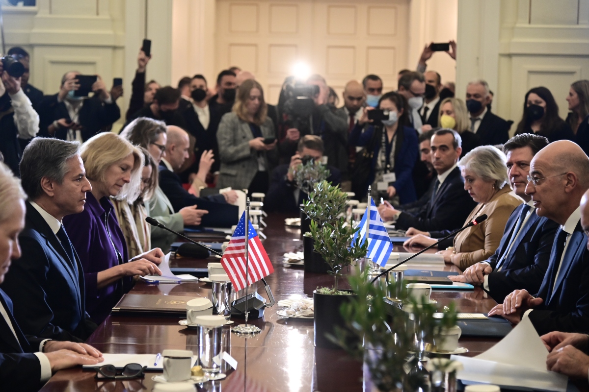 Στρατηγικός Διάλογος: Απαραίτητος Εταίρος στο ΝΑΤΟ η Ελλάδα