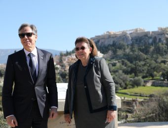 Blinken wraps up visit in Athens with tour of Agora, meeting of EMAK rescuers