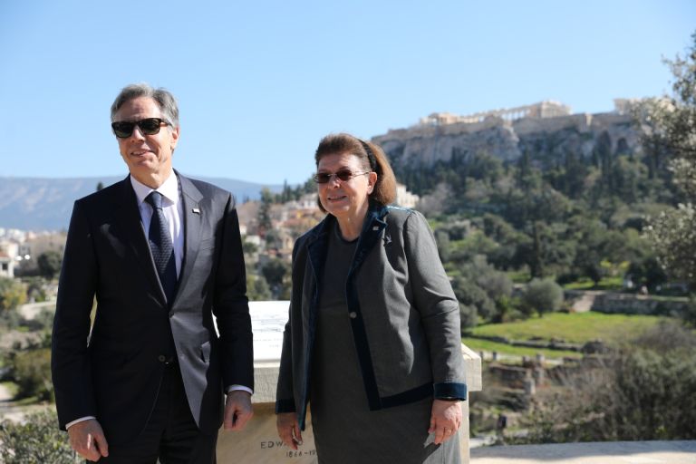 Blinken wraps up visit in Athens with tour of Agora, meeting of EMAK rescuers
