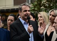 Κυριάκος Μητσοτάκης από Μενίδι: «Όπως στρώνεις, κοιμάσαι»