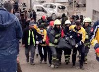 PM tells Erdogan Greece ready to ‘contribute even more’ to quake relief efforts