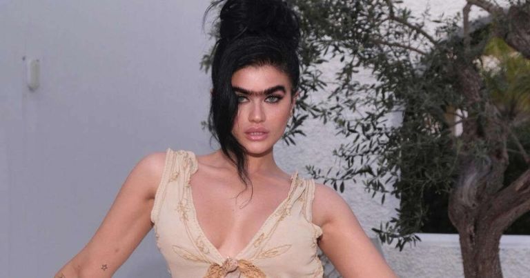 Σοφία Χατζηπαντελή: Με ροζ διάφανα εσώρουχα στο instagram [vid]