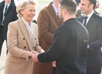 Φον ντερ Λάιεν: Θετική αξιολόγηση των μεταρρυθμίσεων Ζελένσκι