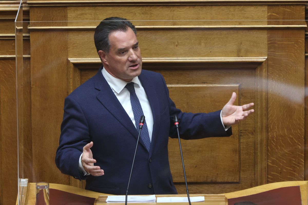 Άδωνις: 64% των καταναλωτών αγοράζουν το «Καλάθι του  Νοικοκυριού»