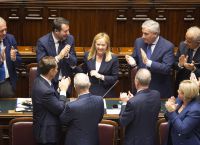 Μεγάλη κερδισμένη η Δεξιά στις δύο πολυπληθέστερες ιταλικές περιφέρειες