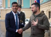 Ζελένσκι: Στην Αγγλία ο πρόεδρος της Ουκρανίας – Συνάντηση με Σούνακ
