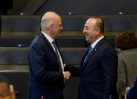 Γερμανικά ΜΜΕ: «Ευκαιρία για ειρήνη – Πώς ο σεισμός της Τουρκίας εκτονώνει τη σύγκρουση στο Αιγαίο»