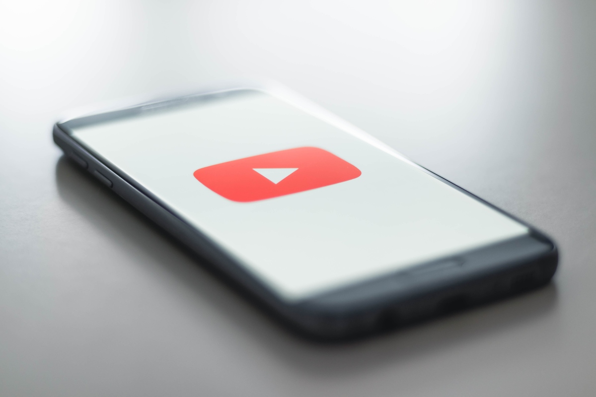 Θα καταρρεύσουν η Google και το Διαδίκτυο αν το YouTube κριθεί υπεύθυνο για περιεχόμενο των χρηστών του;