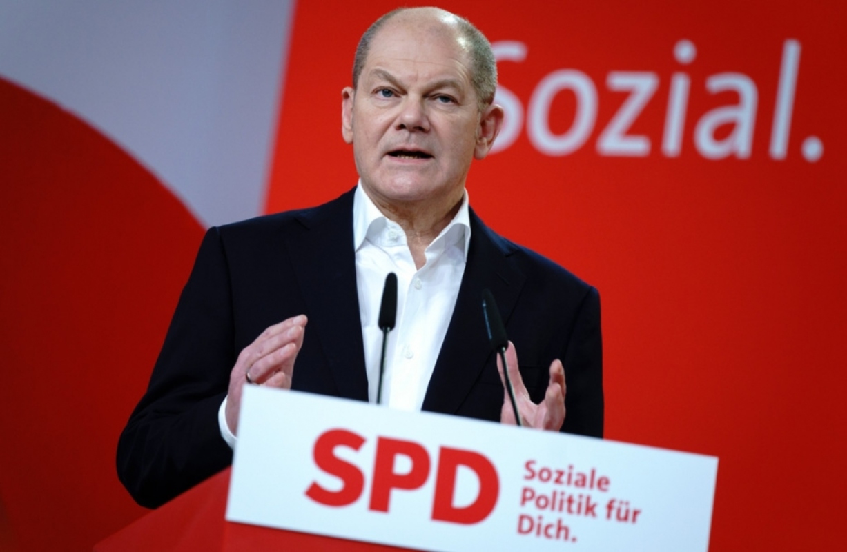 Σε ελεύθερη πτώση το SPD