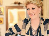 Βάσια Τριφύλλη: «Είχα δυο εγκυμοσύνες που δεν τις ήθελα και έκανα έκτρωση»