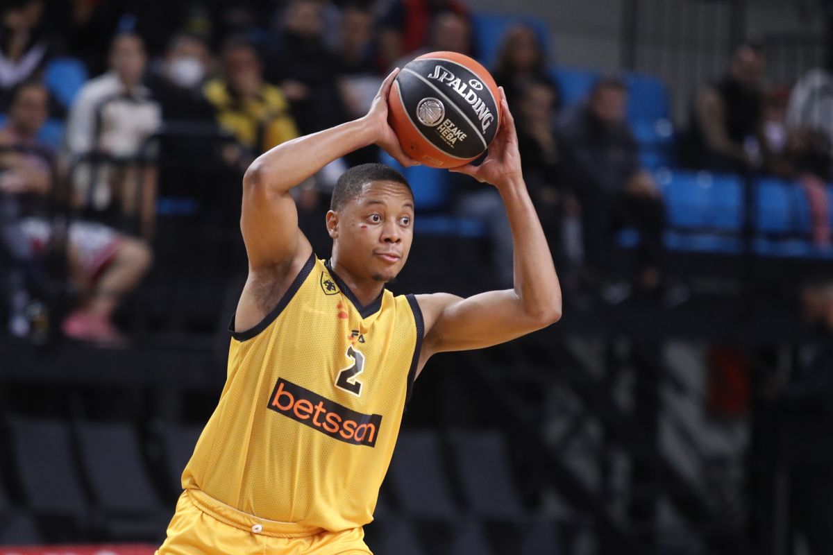 Παιζει στο Final-8 με την ΑΕΚ και πάει Στρασμπούρ ο Φρέιζερ
