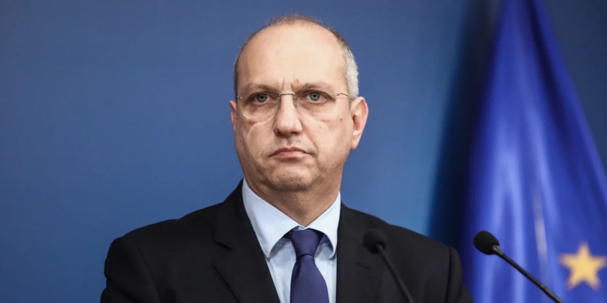 Οικονόμου: Η χώρα βρίσκεται σε κρίσιμη καμπή και απαιτείται σοβαρή και στιβαρή διακυβέρνηση