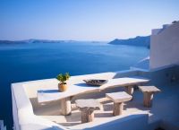 Golden Visa: Τρέχουν για να προλάβουν τα 250.000 ευρώ οι ξένοι αγοραστές