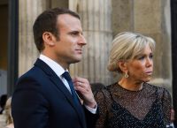 Politico: Το δικαστήριο διαψεύδει ότι η Μπριζίτ Μακρόν γεννήθηκε άνδρας