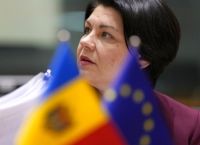 Η φιλοευρωπαϊκή κυβέρνηση της Μολδαβίας πέφτει μετά από μήνες πίεσης από τη Ρωσία