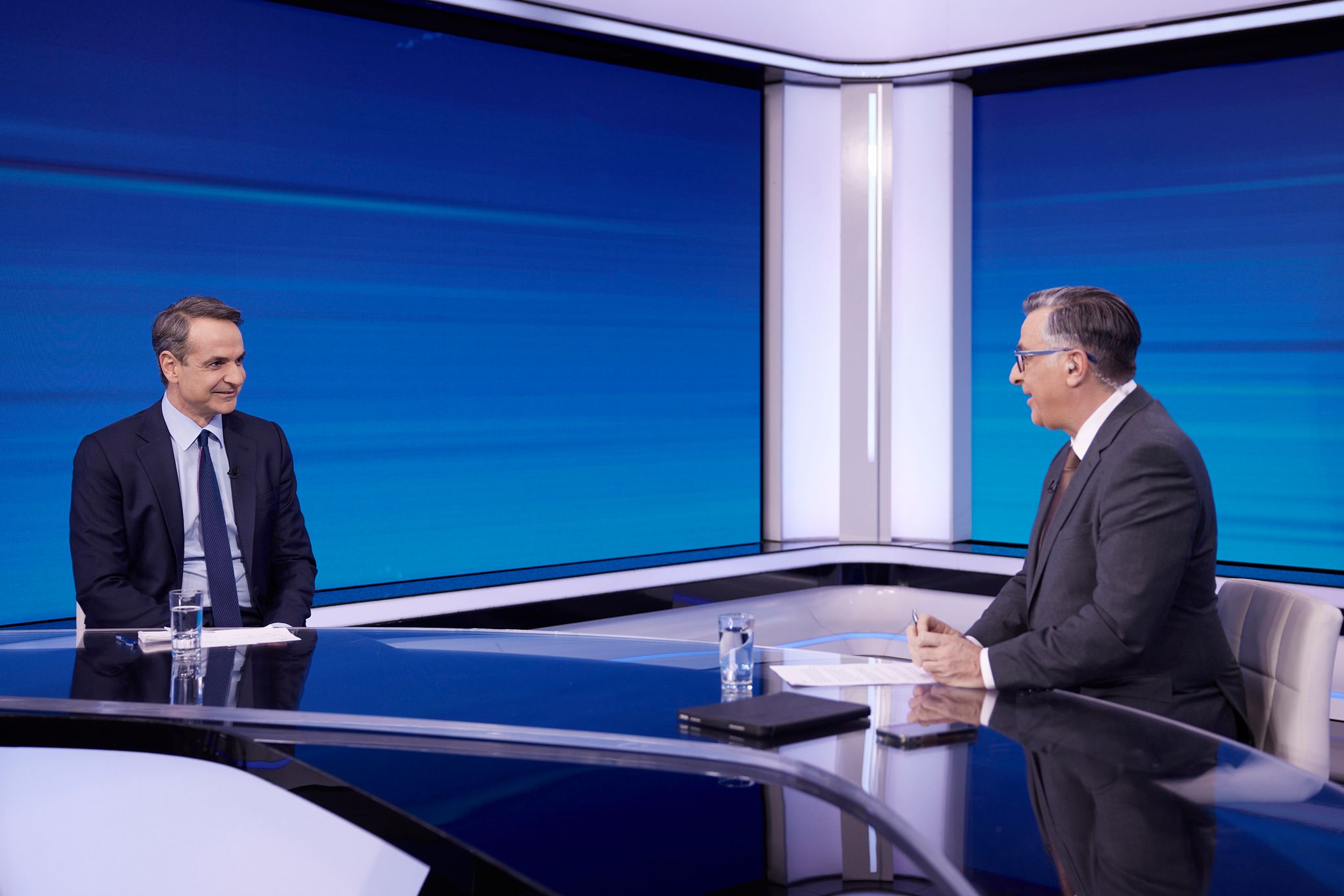 Κυριάκος Μητσοτάκης: Δείτε live τη συνέντευξη στην ΕΡΤ