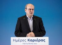 Χατζηδάκης: 100.000 νέες θέσεις εργασίας δημιουργήθηκαν με τη συμβολή της ΔΥΠΑ