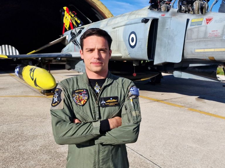 Πτώση Phantom F-4: Σήμερα το τελευταίο αντίο στον υποσμηναγό Μάριο – Μιχαήλ Τουρούτσικα