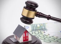 Πλειστηριασμοί: 10.000 οι πρώτες κατοικίες που κινδυνεύουν – Αύριο η κατάθεση της τροπολογίας