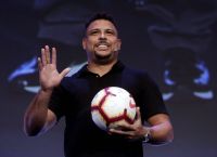 Το «Φαινόμενο» διάλεξε την «dream team» του και άφησε εκτός Κριστιάνο και Ζιντάν