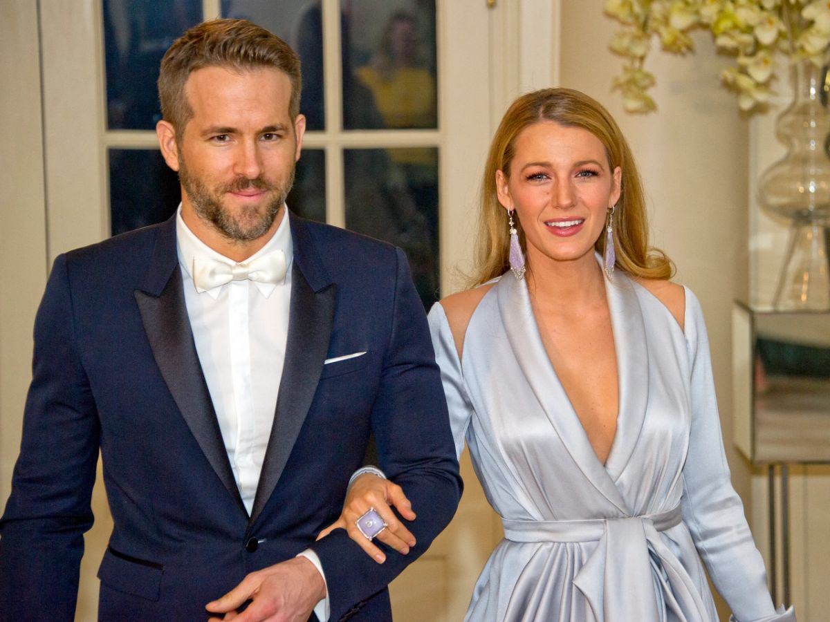 H Blake Lively γέννησε το τέταρτο παιδί της και δεν το έμαθε κανείς