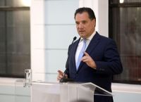 Άδωνις: Η Δημοκρατία μας δεν έχει καμιά σχέση με τον Κασιδιάρη Άδωνις: Η Δημοκρατία μας δεν έχει καμιά σχέση με τον Κασιδιάρη