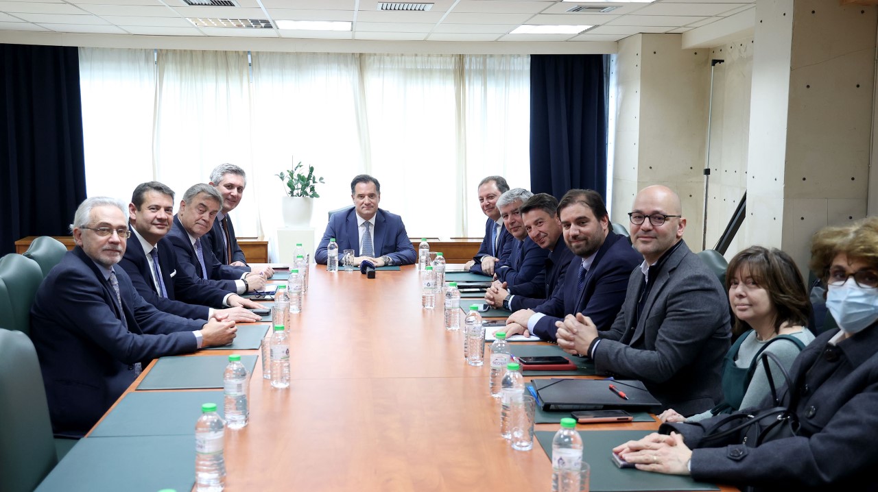 Άδωνις: Πρόγραμμα ΟΧΕ για τον Αμβρακικό