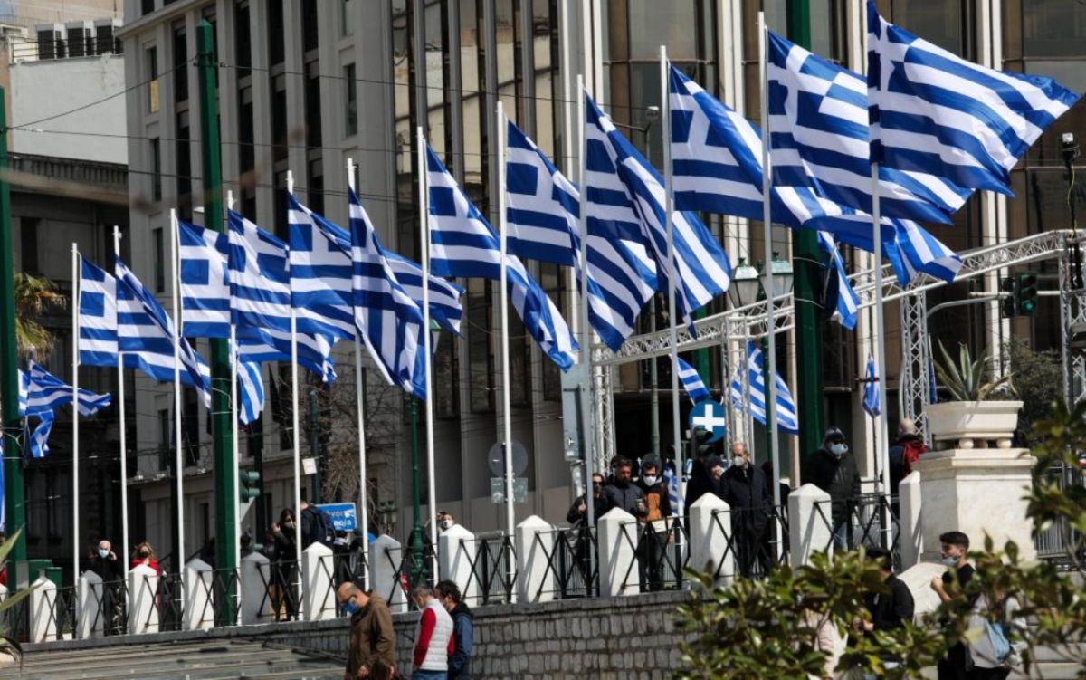 Greece donates armored vehicles and ammunition to Ukraine