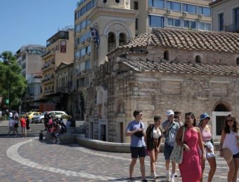27,8 εκατ. τουρίστες «ψήφισαν» Ελλάδα το 2022 – Πόσα χρήματα άφησαν