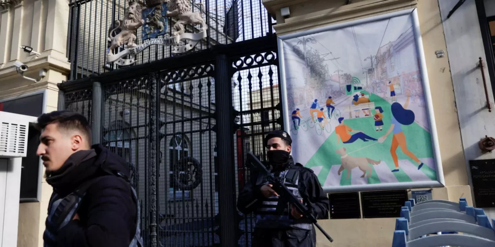 Le Figaro: Ταξιδιωτική οδηγία της Γαλλίας για την Τουρκία