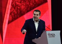 Τσίπρας στο Περιστέρι: Το δίλημμα είναι Δημοκρατία ή Μητσοτάκης Τσίπρας στο Περιστέρι: Το δίλημμα είναι Δημοκρατία ή Μητσοτάκης