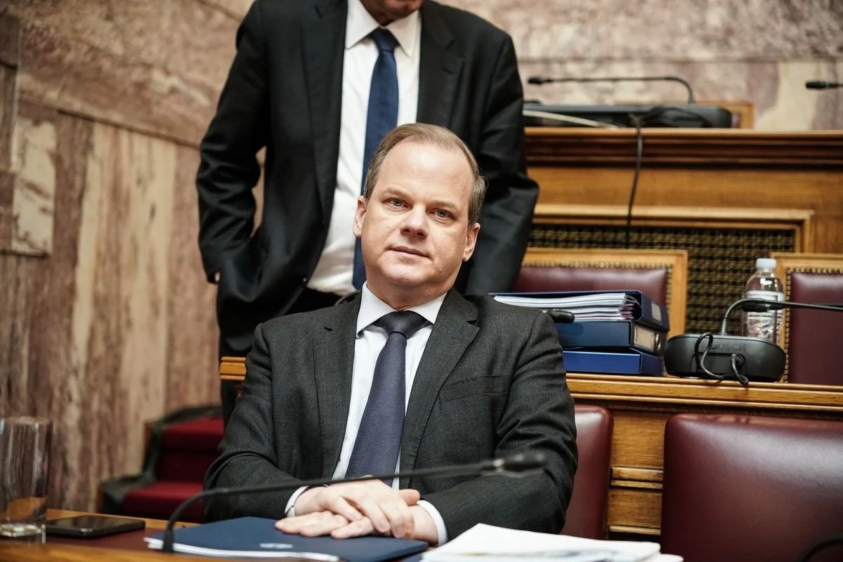 Καραμανλής: Ξανά υποψήφιος