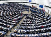 Ε.Ε: Νέοι κανόνες διαφάνειας για ίση αμοιβή ανάμεσα στα δύο φύλα