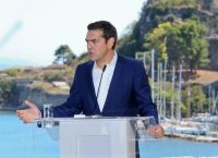 Αλέξης Τσίπρας – Καλαμάτα: Σκληρό ροκ στην προεκλογική ομιλία του