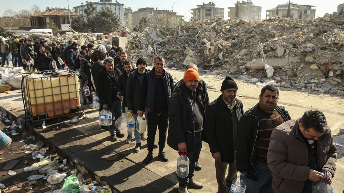 Ερυθρός Σταυρός: Κίνδυνος κατάρρευσης του συστήματος ύδρευσης στη Συρία μετά το σεισμό