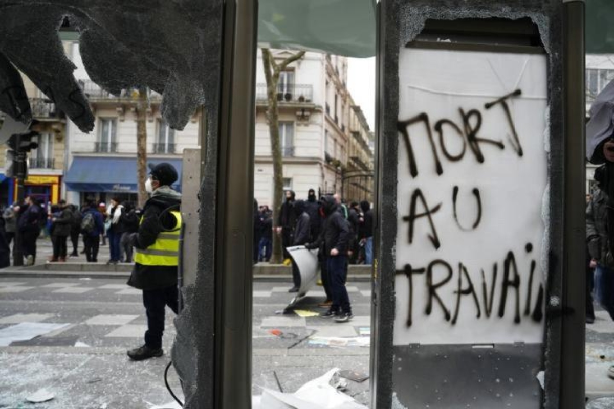 Γαλλία: Για έβδομη ήμερα στους δρόμους για το συνταξιοδοτικό