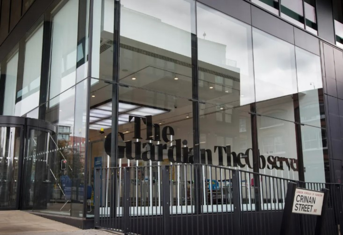 Ο Guardian ζητεί συγγνώμη για τις σχέσεις του ιδιοκτήτη του με το δουλεμπόριο