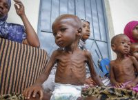UNICEF: Εκατομμύρια παιδιά στην Υεμένη πεθαίνουν από ακραίο οξύ υποσιτισμό λόγω έλλειψης κεφαλαίου