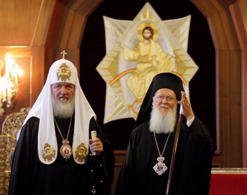 Εν εξάλλω ο Βαρθολομαίος με τον Κύριλλο